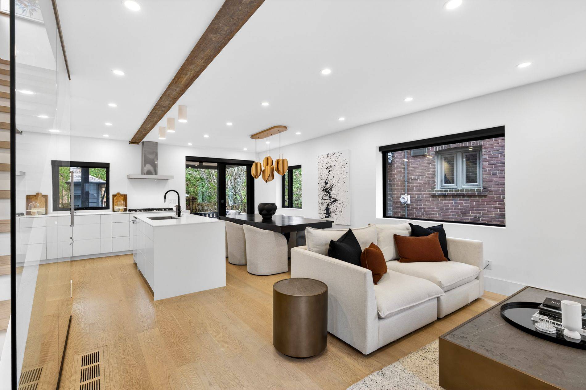 3 St Hilda's AVE, Toronto C04, ON M4N 2P3