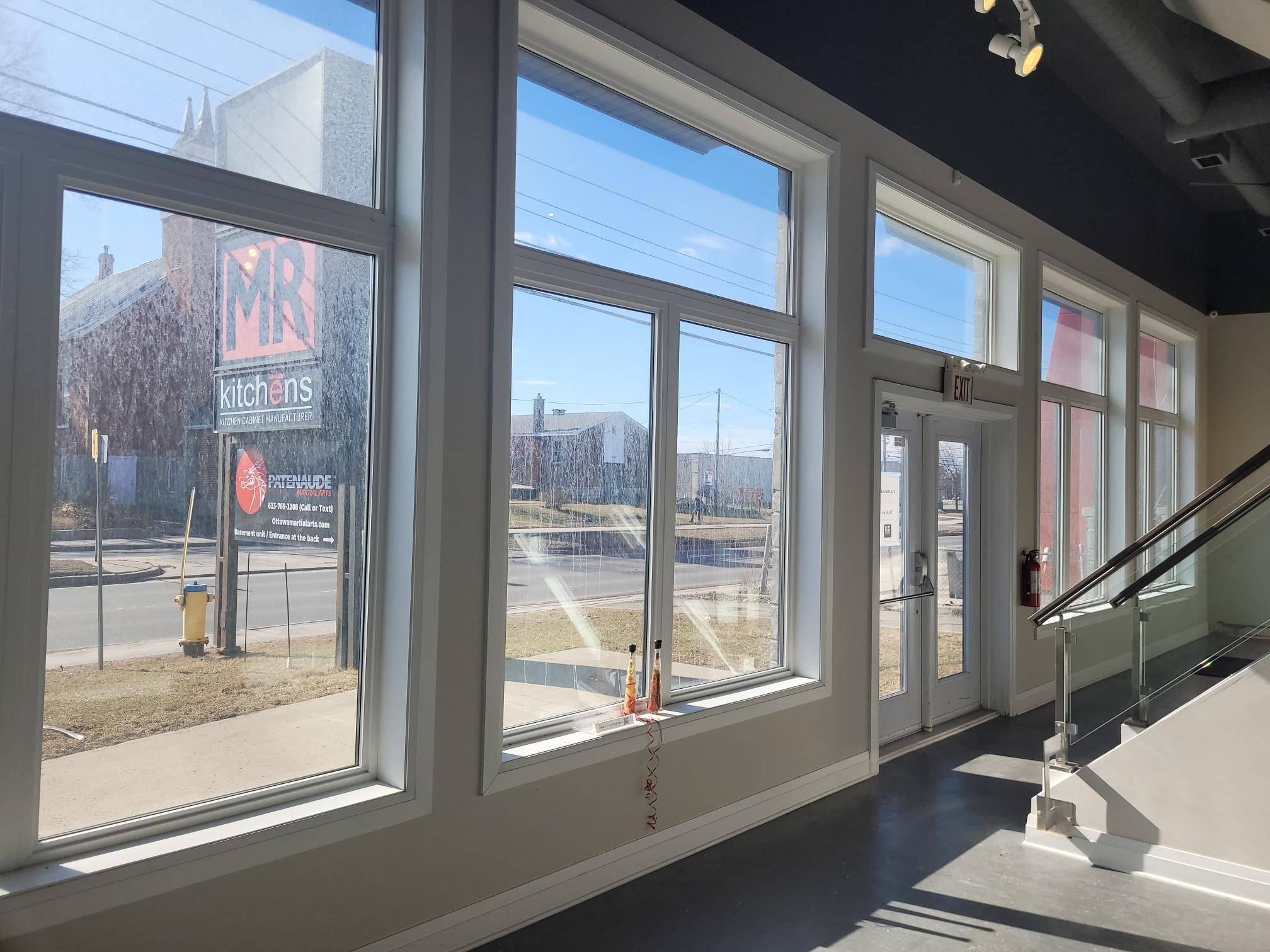 1877 Merivale RD #Ground Floor, Country Place - Pineglen - Crestview And Area, ON K2G 1E5