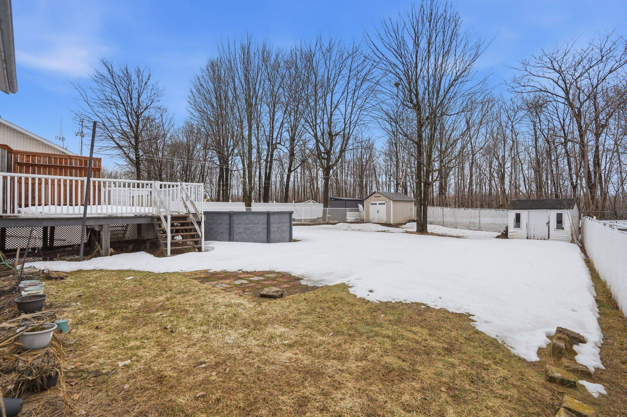 650 Berthiaume ST, Hawkesbury, ON K6A 3M1