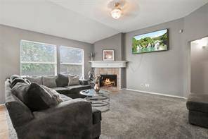 412 N Waterford Oaks Drive, Cedar Hill, TX 75104