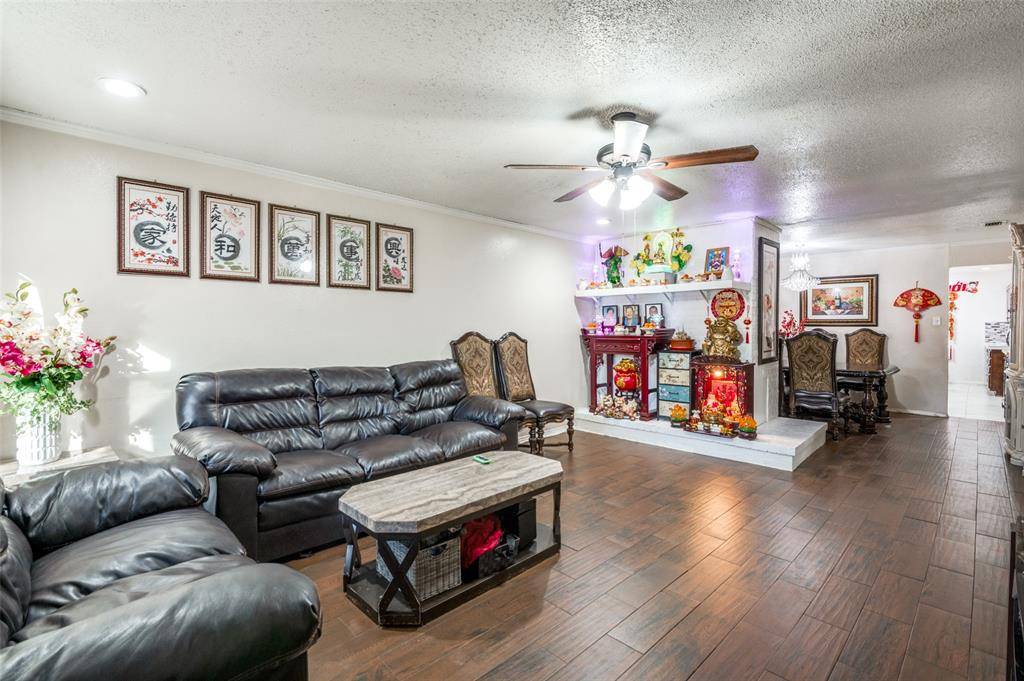 3114 Fairgate Drive, Carrollton, TX 75007