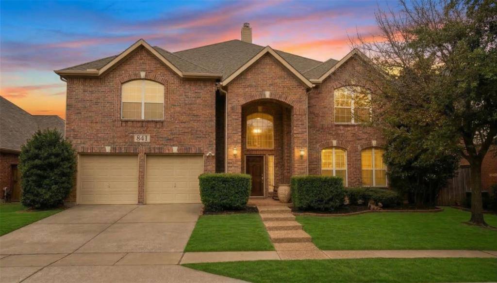 841 Carolina Way, Lantana, TX 76226