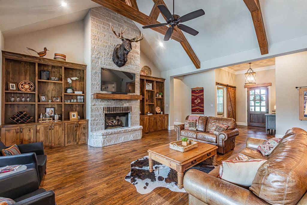 6901 Chestnut Ridge Drive, Argyle, TX 76226