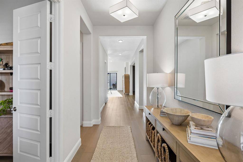 2232 Offerande Drive, Fort Worth, TX 76008