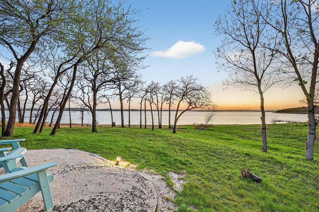 6833 Red Bud Drive, Flower Mound, TX 75022