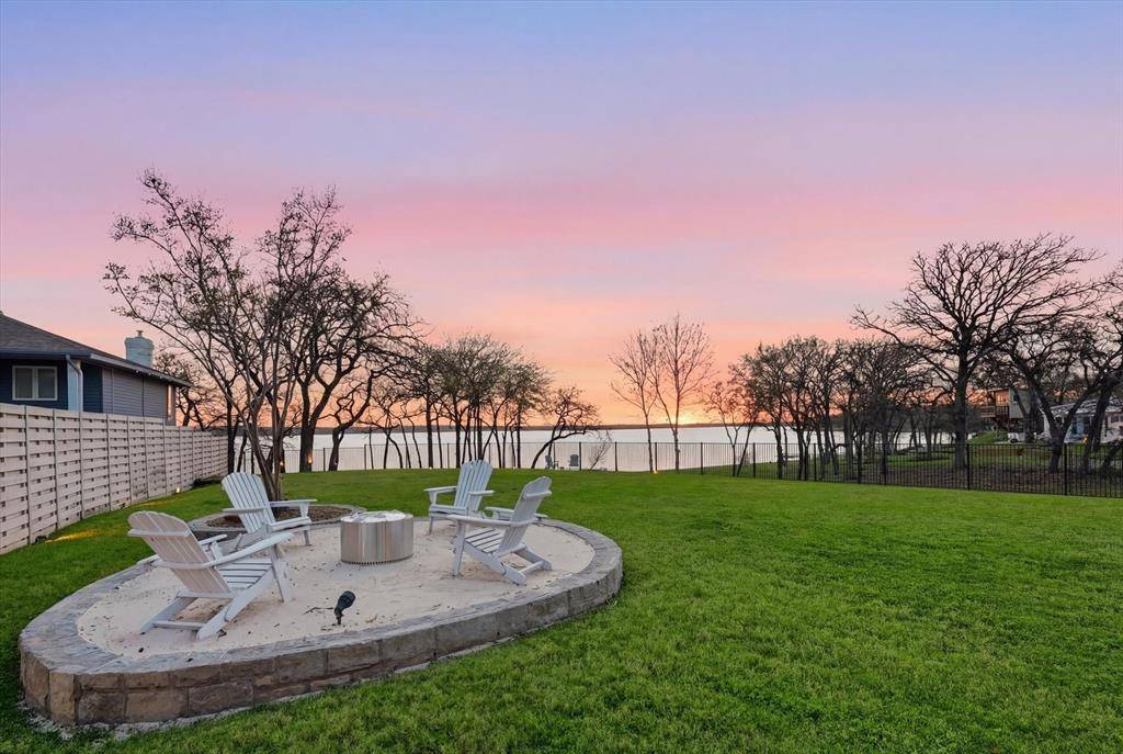 6833 Red Bud Drive, Flower Mound, TX 75022