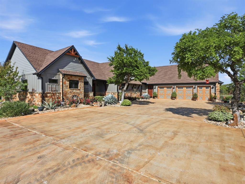 560 Mastadon Way, Weatherford, TX 76085