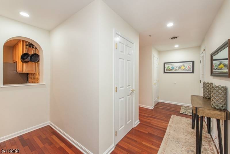 91 Roseland Ave #C7, Caldwell Boro Twp., NJ 07006