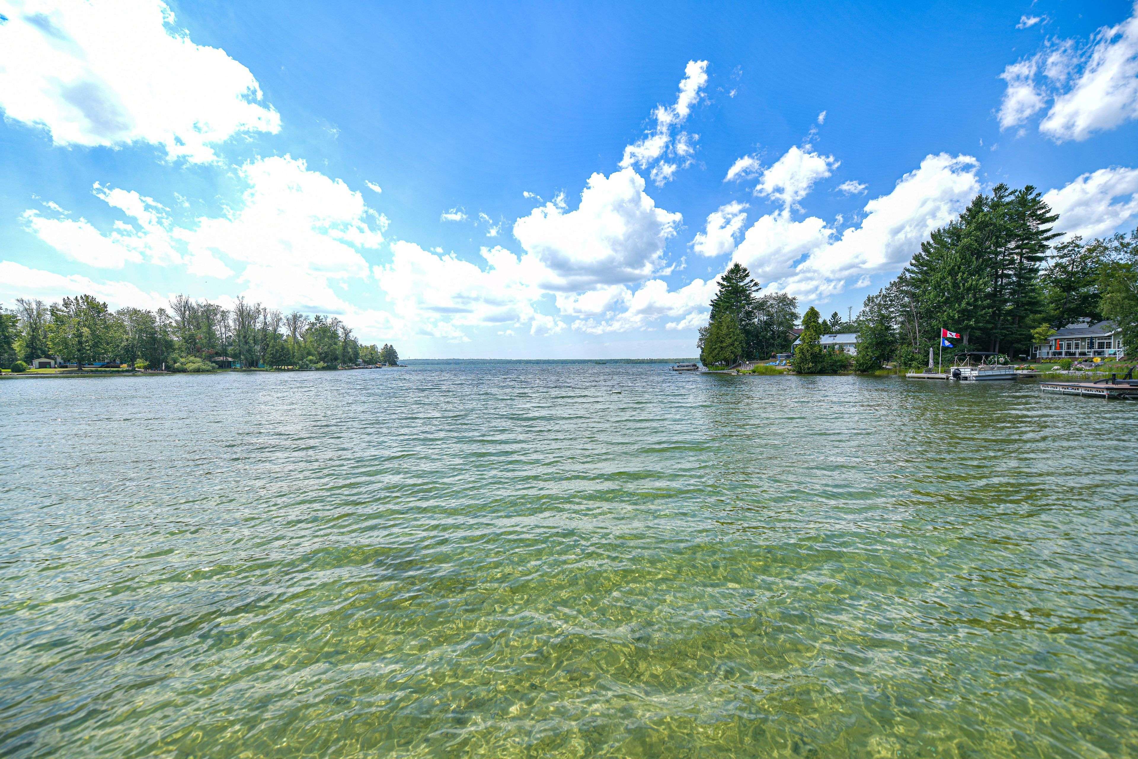 6888 Pentland LN N, Ramara, ON L0K 2B0