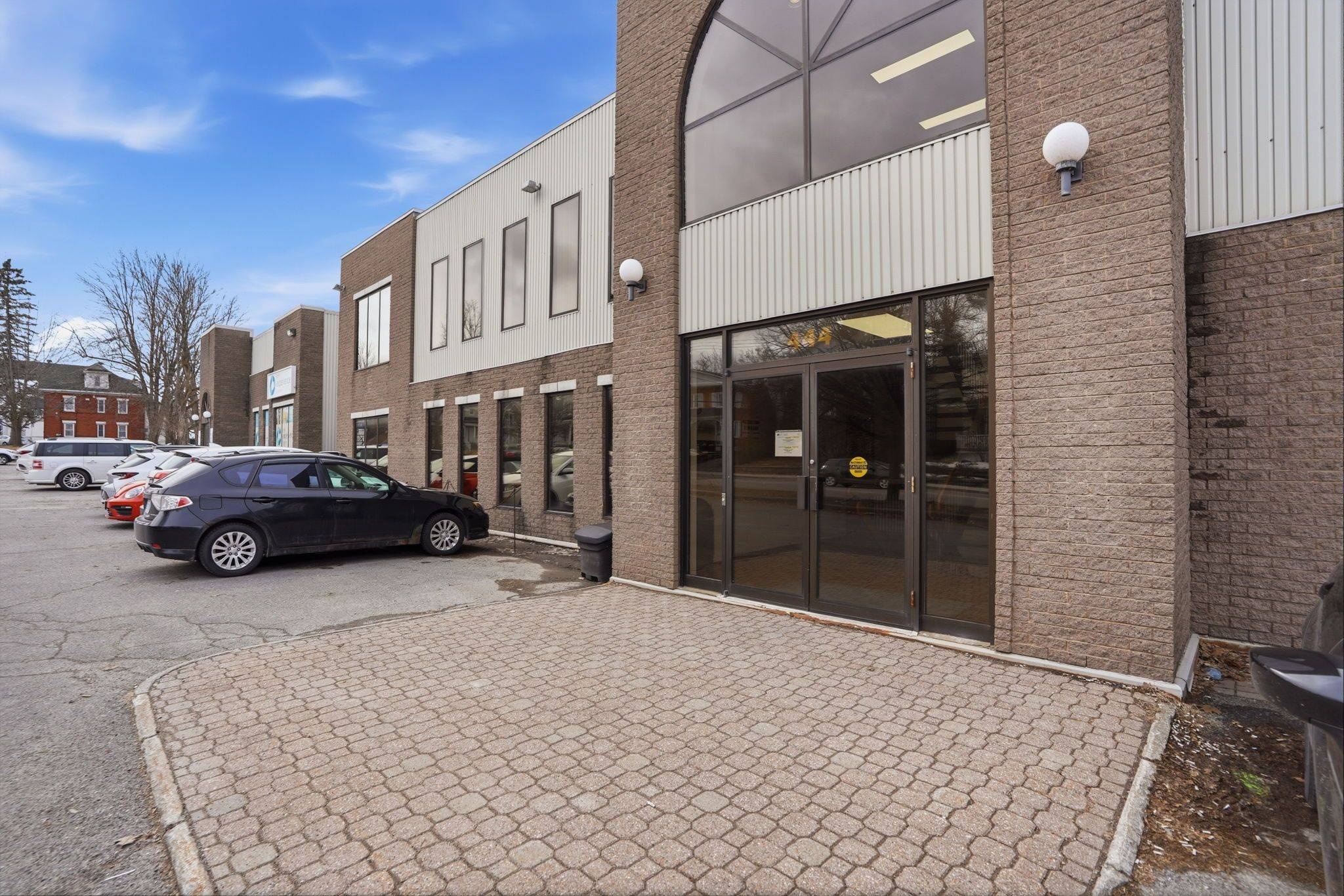 444 Mc Gill ST #201, Hawkesbury, ON K6A 1R2