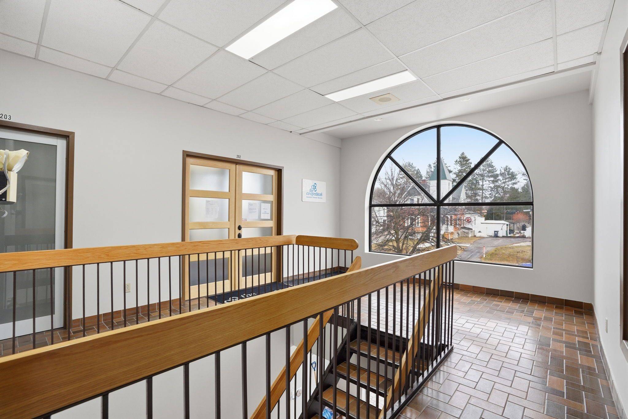 444 Mc Gill ST #203, Hawkesbury, ON K6A 1R2