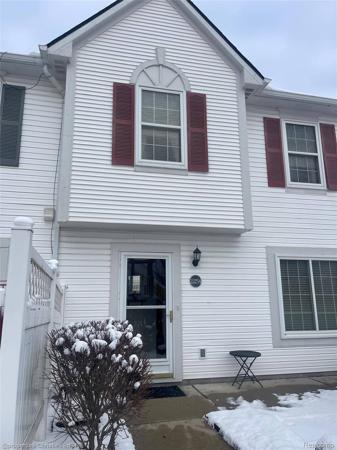 22254 Cape Cod Way, Farmington Hills, MI 48336