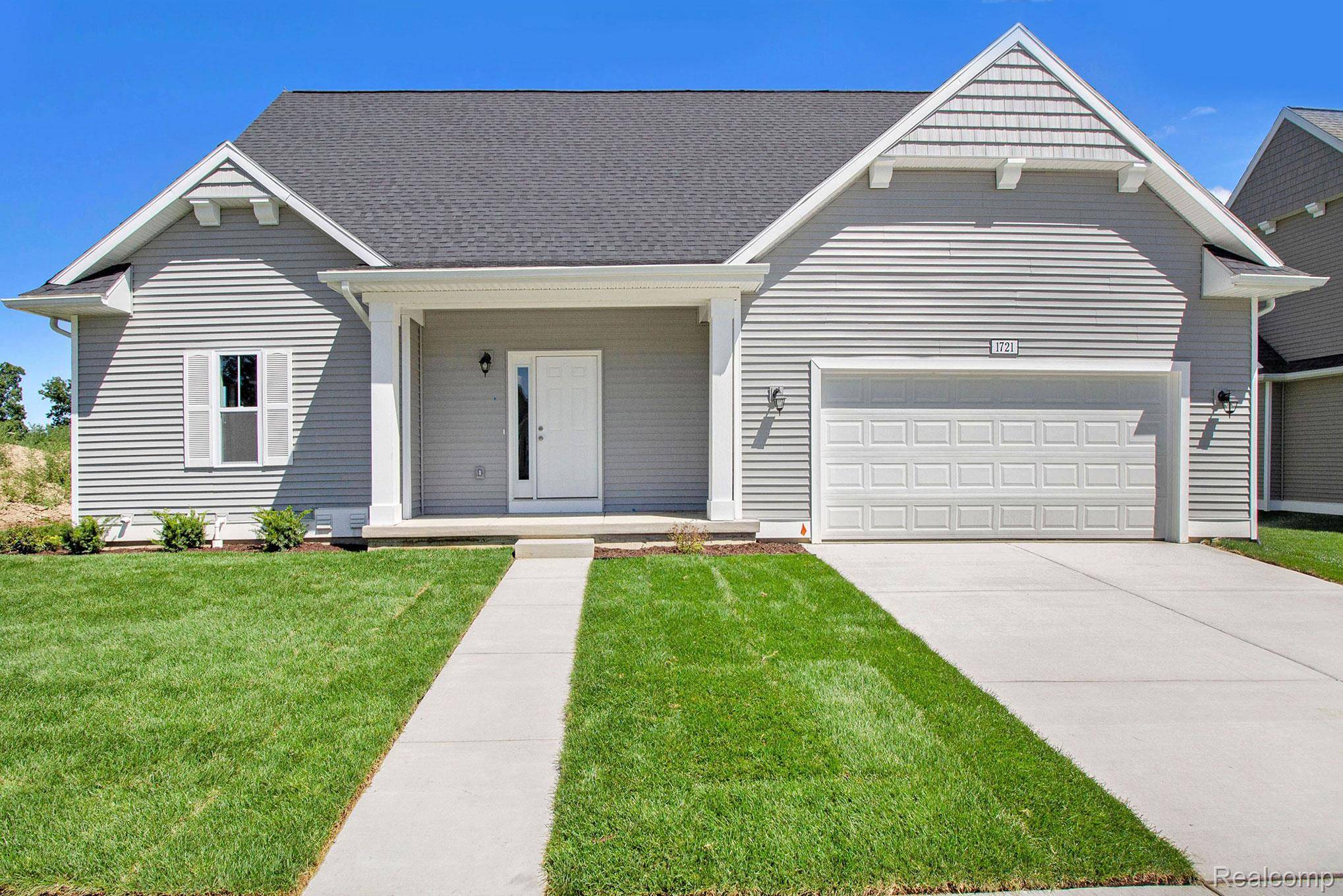 366 Dorchester DR, Howell, MI 48855