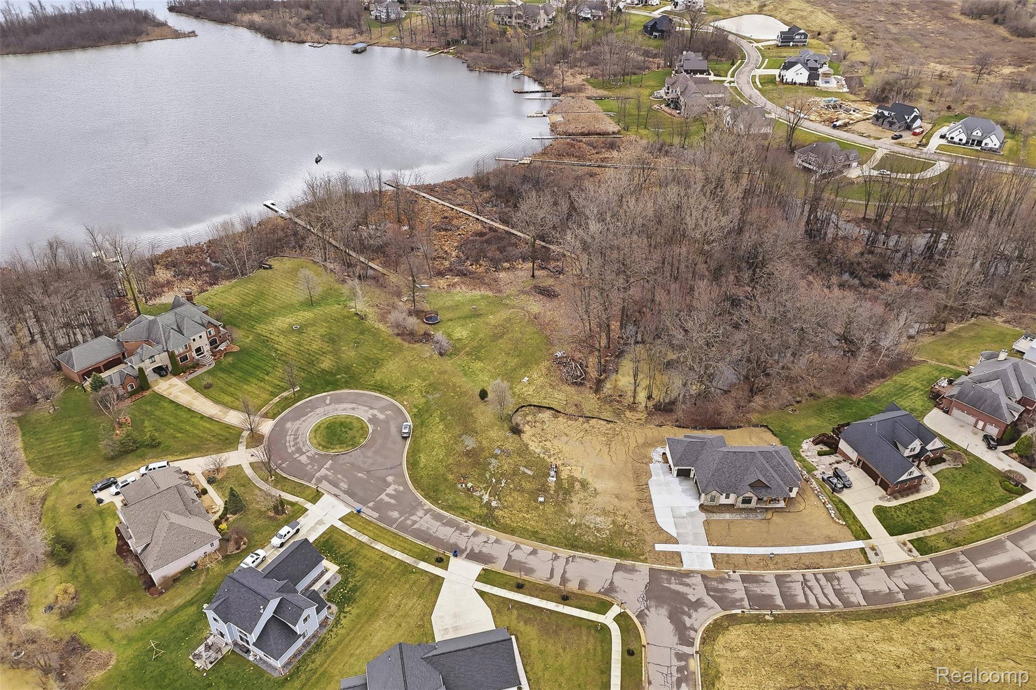 14275 Wright DR, Fenton Charter Township, MI 48451