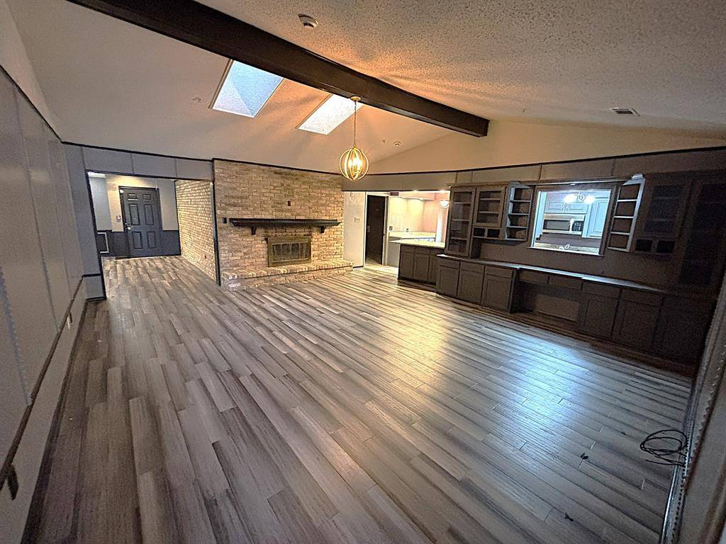 3042 Kiestridge Drive, Dallas, TX 75233