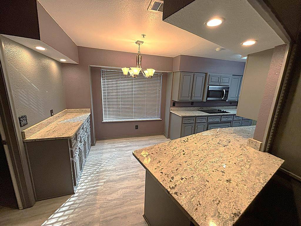 3042 Kiestridge Drive, Dallas, TX 75233