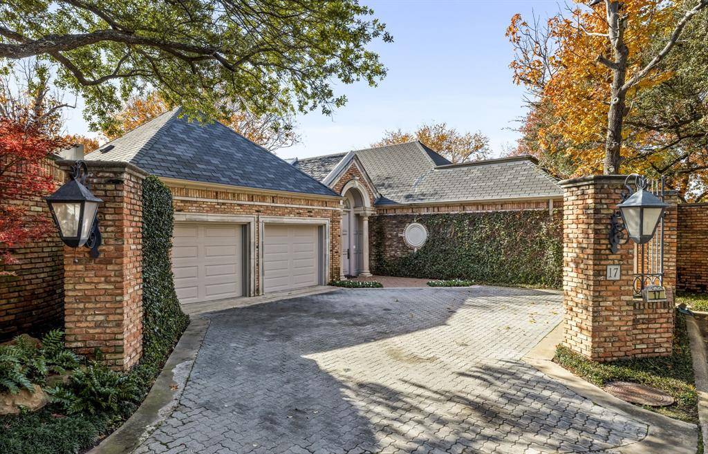 17 Stonecourt Circle, Dallas, TX 75225