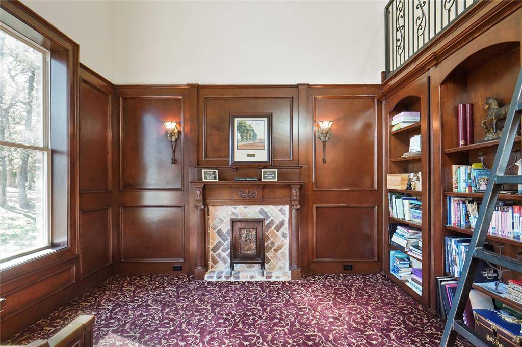 1217 Saddlebrook Way, Bartonville, TX 76226