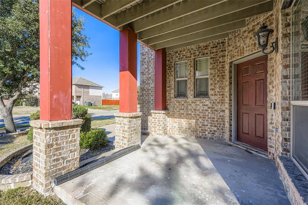 205 Lorient Drive, Mansfield, TX 76063