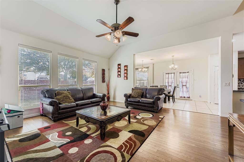 205 Lorient Drive, Mansfield, TX 76063