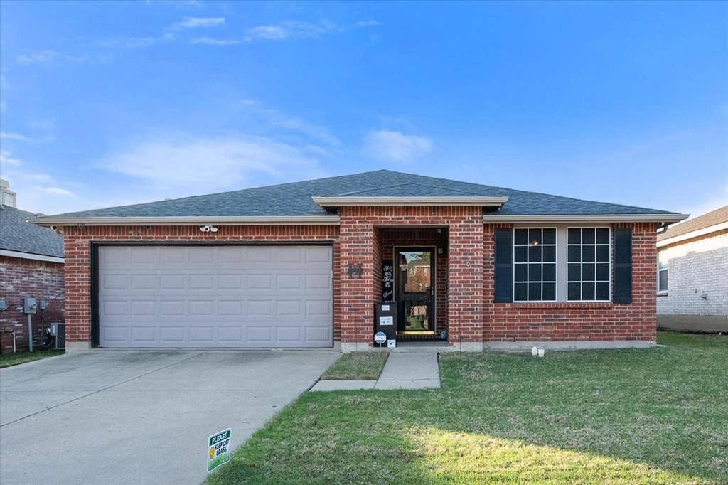 608 Flooded Gum Street, Arlington, TX 76002