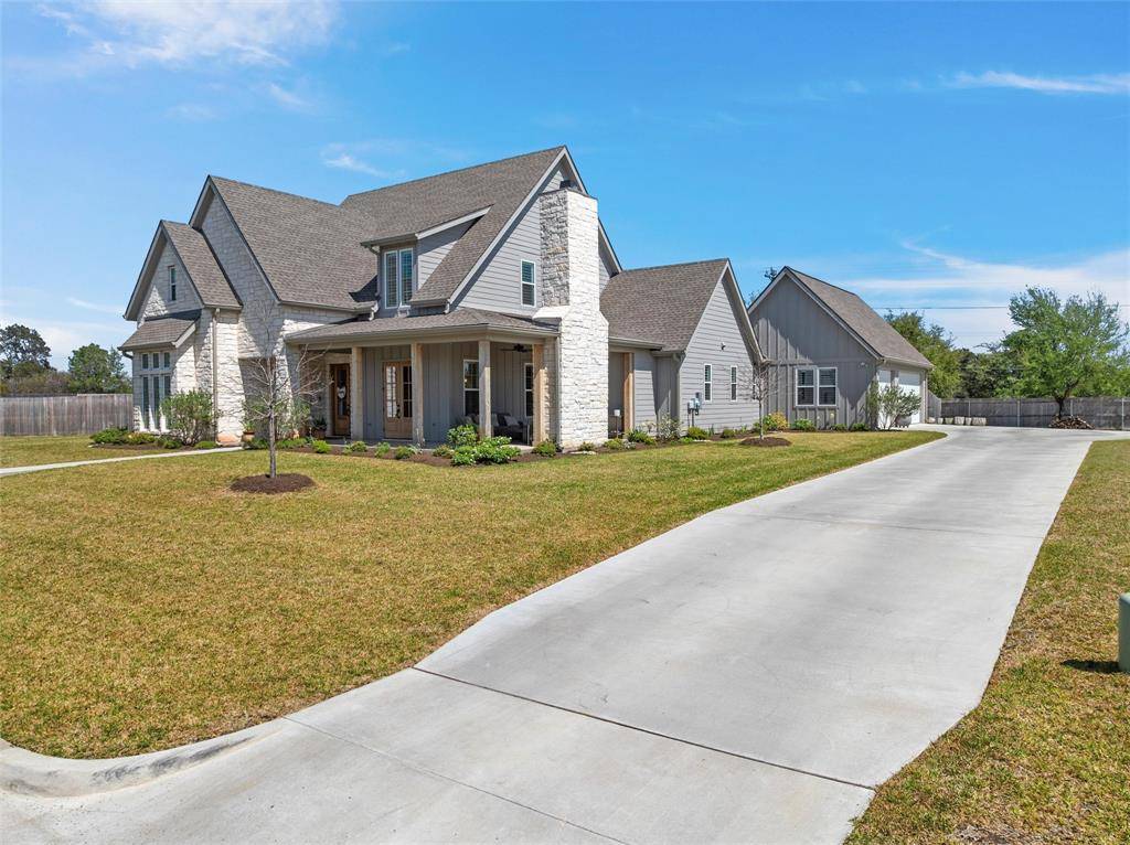 216 Wycliff Drive, China Spring, TX 76633