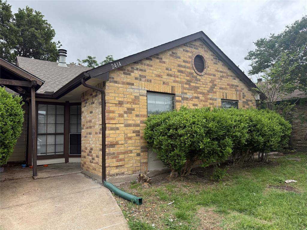 2414 Sunflower Drive, Arlington, TX 76014