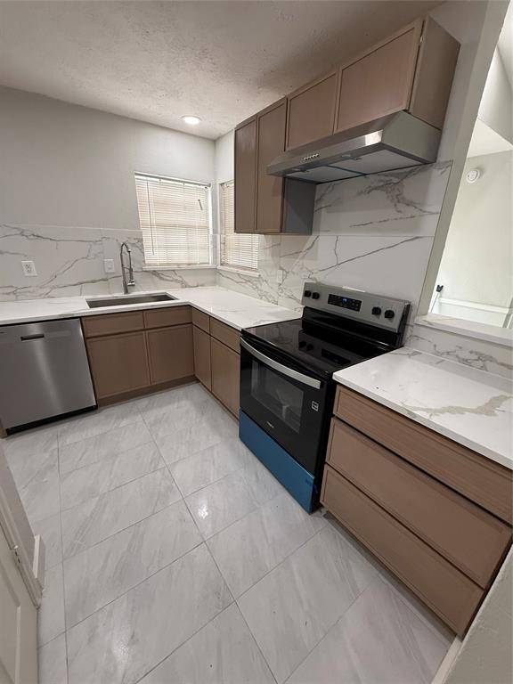 2414 Sunflower Drive, Arlington, TX 76014