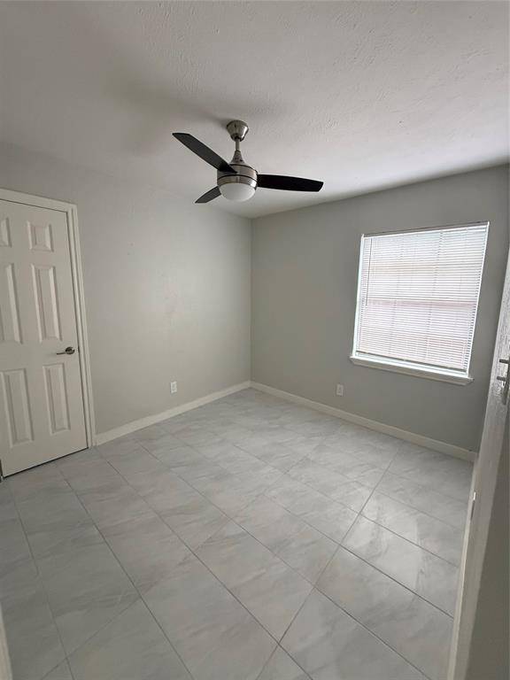 2414 Sunflower Drive, Arlington, TX 76014