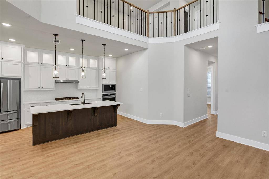 2153 Sandlin Drive, Fort Worth, TX 76308