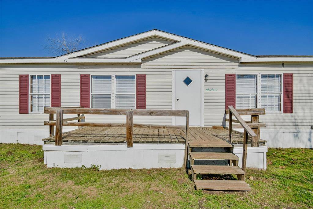 4040 Dillard Court, Joshua, TX 76058