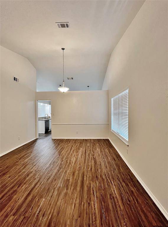 1028 Whitewater Trail, Desoto, TX 75115