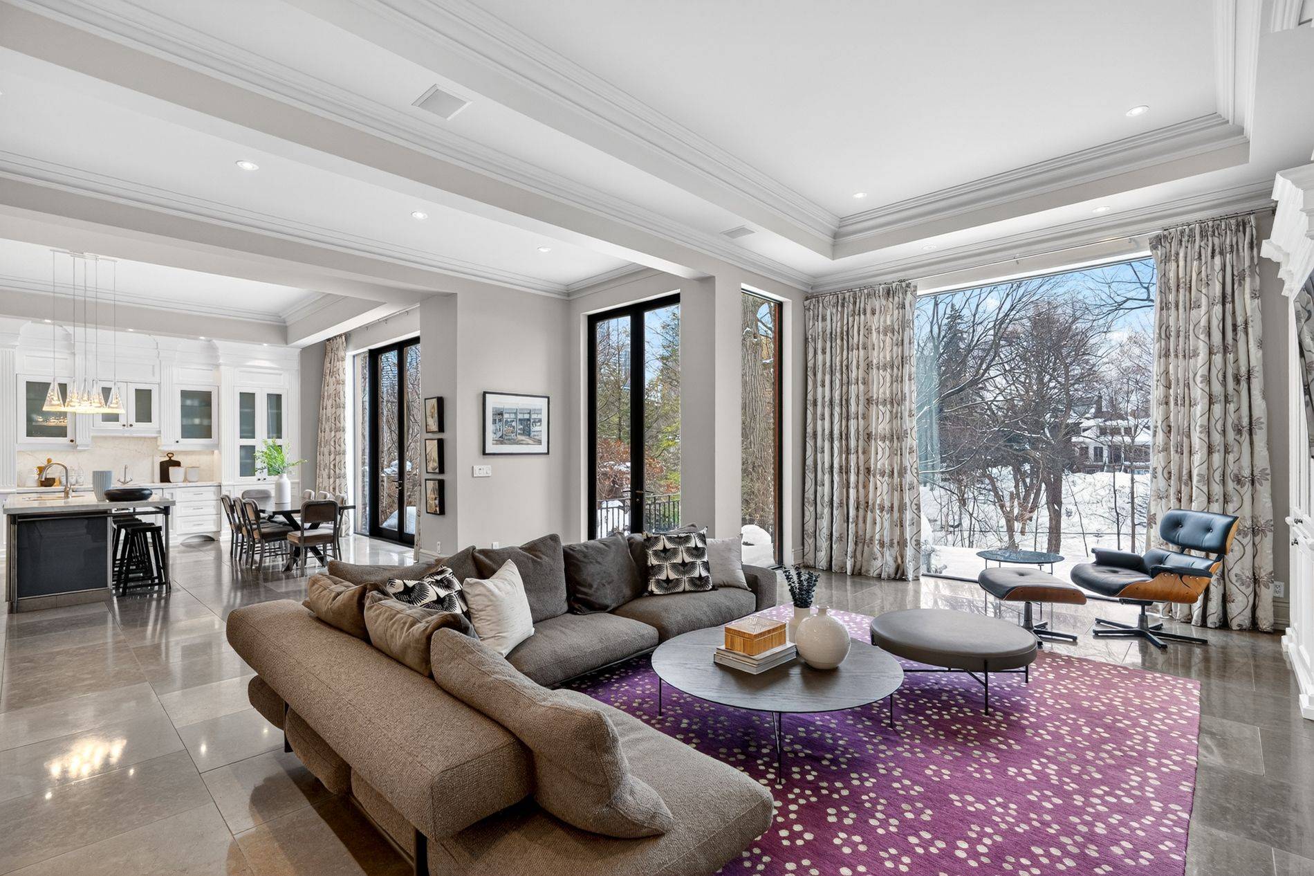 31 South DR, Toronto C09, ON M4W 1R2