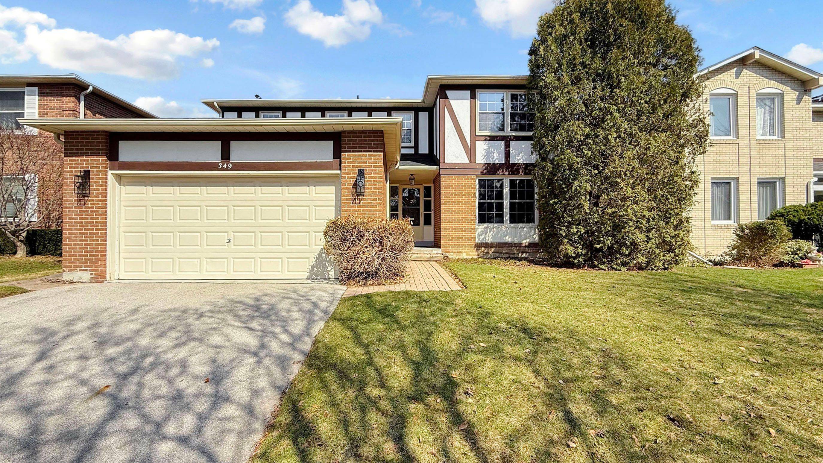 349 Banbury RD, Toronto C12, ON M2L 2V2