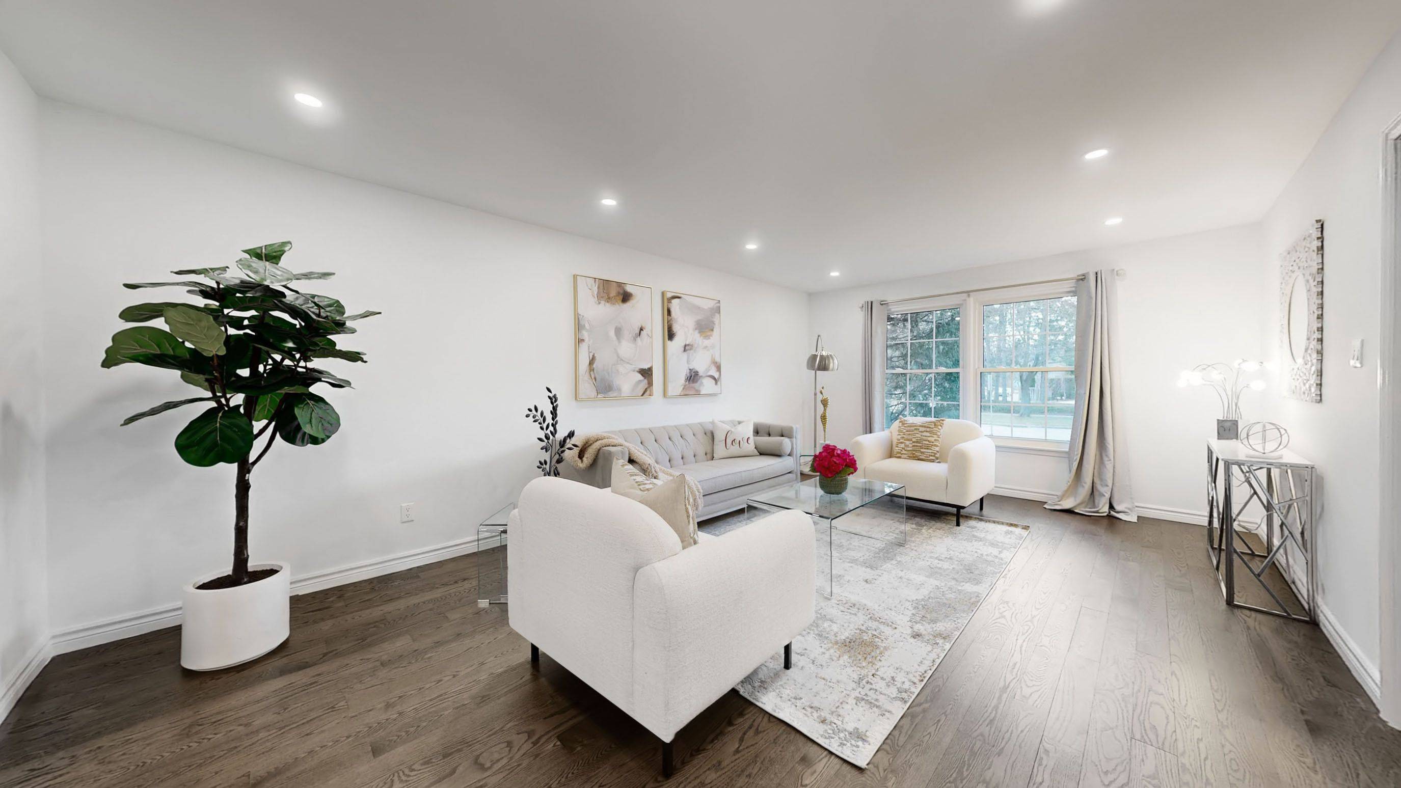 349 Banbury RD, Toronto C12, ON M2L 2V2