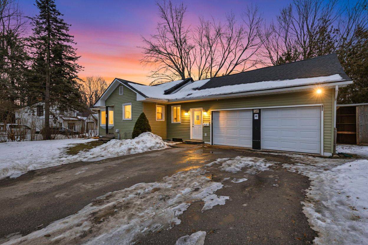 3440 Simcoe ST N, Oshawa, ON L1H 7K4