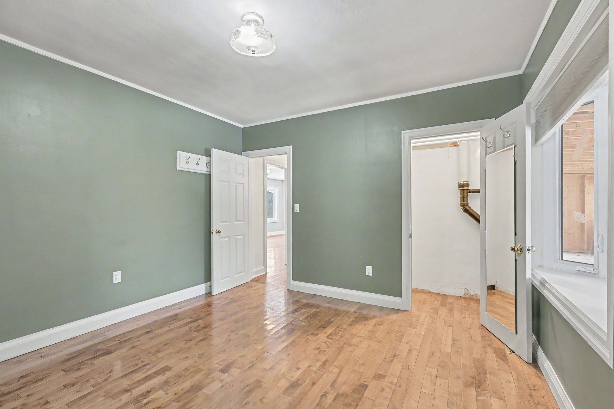 3440 Simcoe ST N, Oshawa, ON L1H 7K4