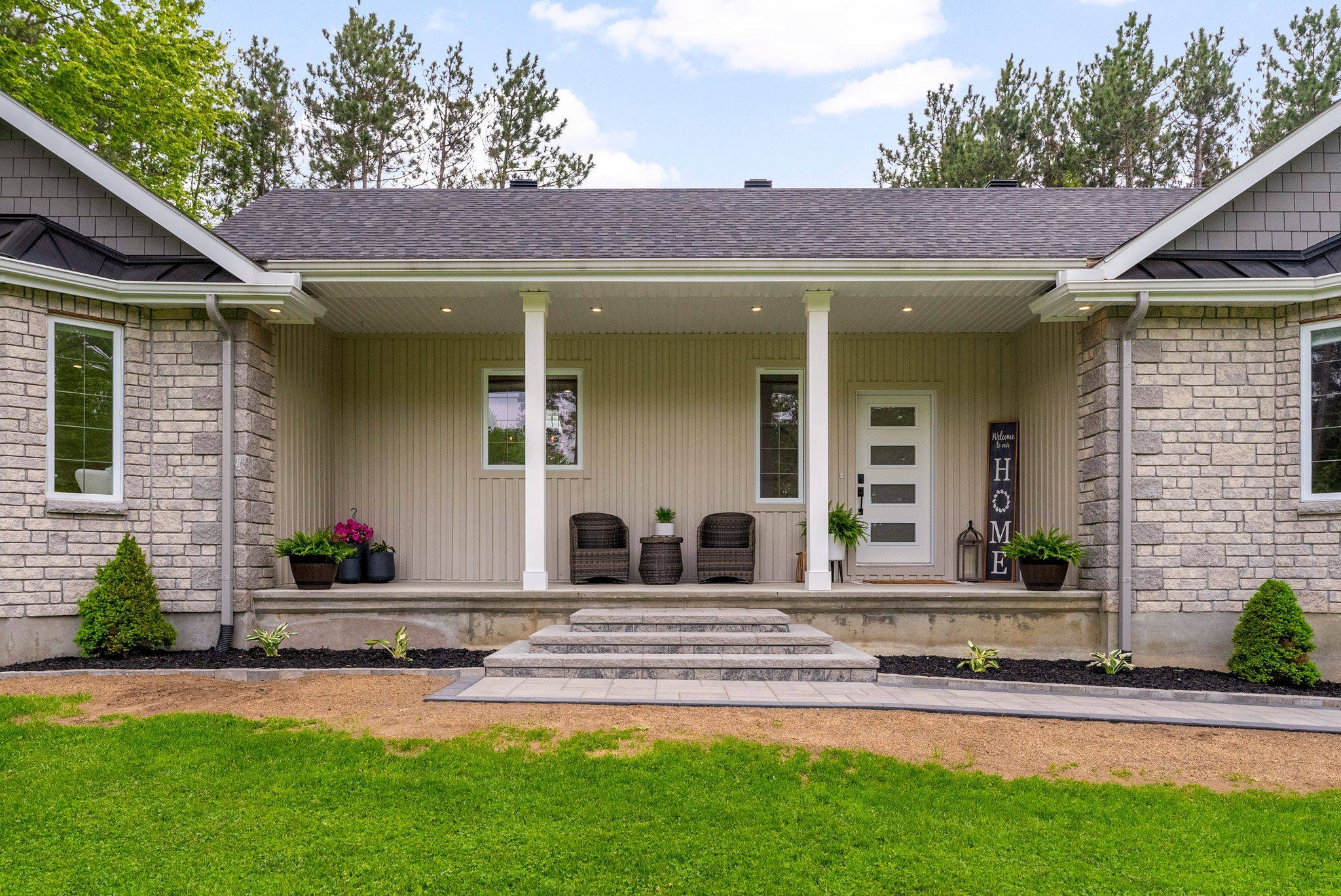 108 Royal Troon LN, Constance Bay - Dunrobin - Kilmaurs - Woodlawn, ON K0A 1T0