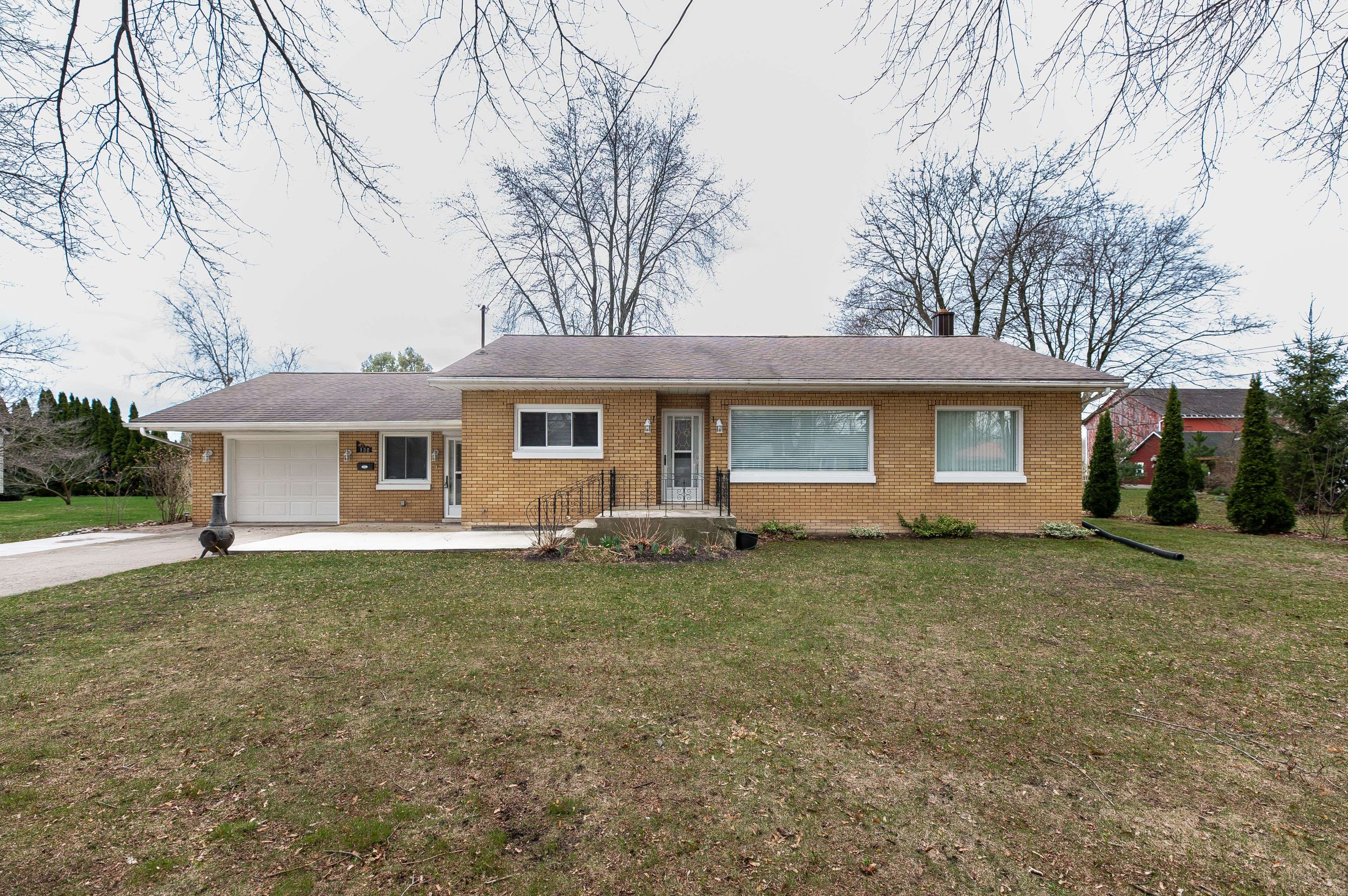 130 Furnival RD, West Elgin, ON N0L 2C0