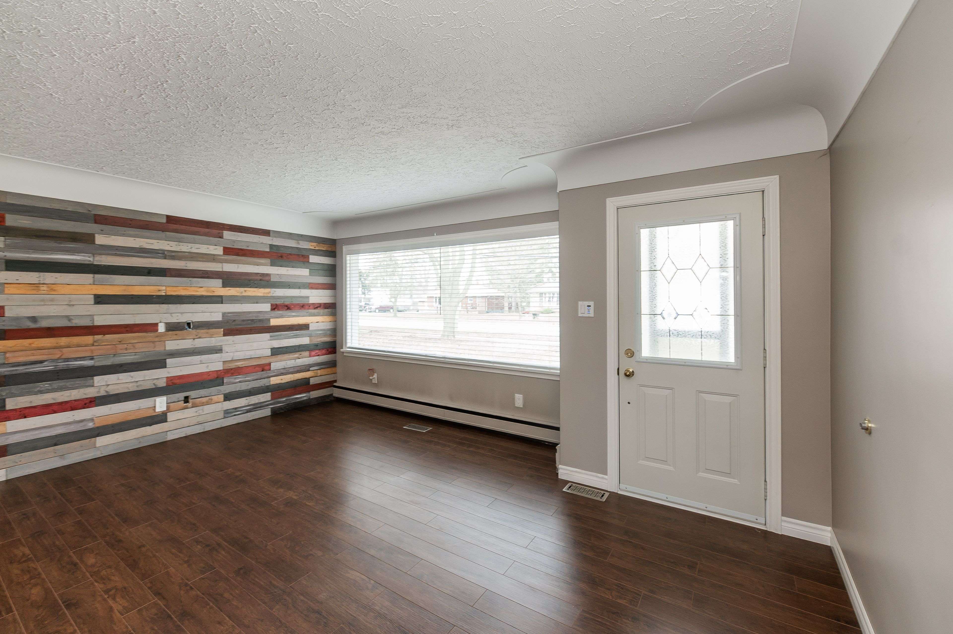 130 Furnival RD, West Elgin, ON N0L 2C0