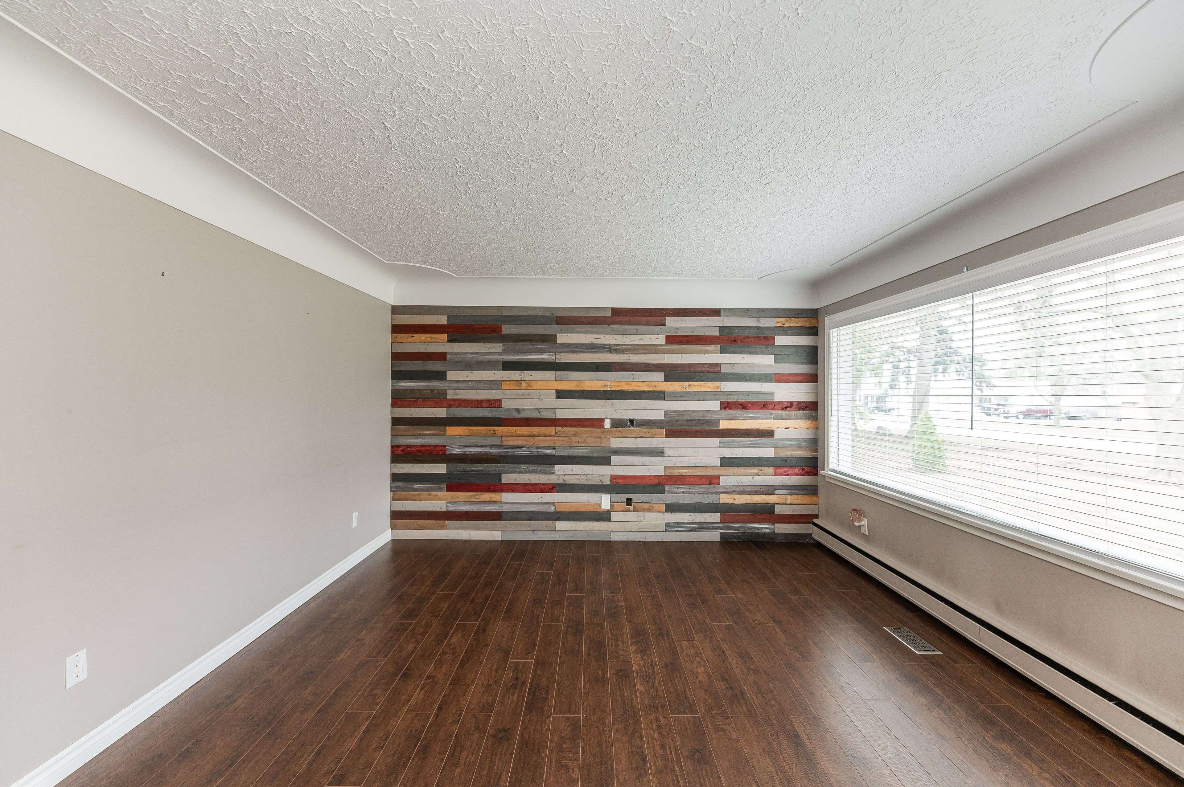 130 Furnival RD, West Elgin, ON N0L 2C0