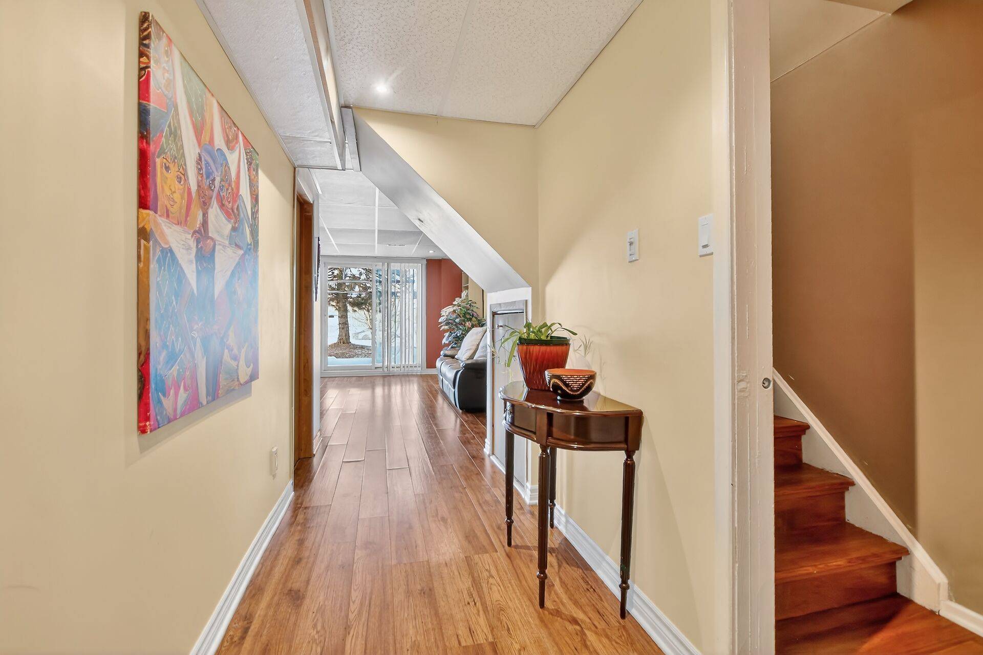 2415 Southvale CRES #13, Elmvale Acres And Area, ON K1B 4T9