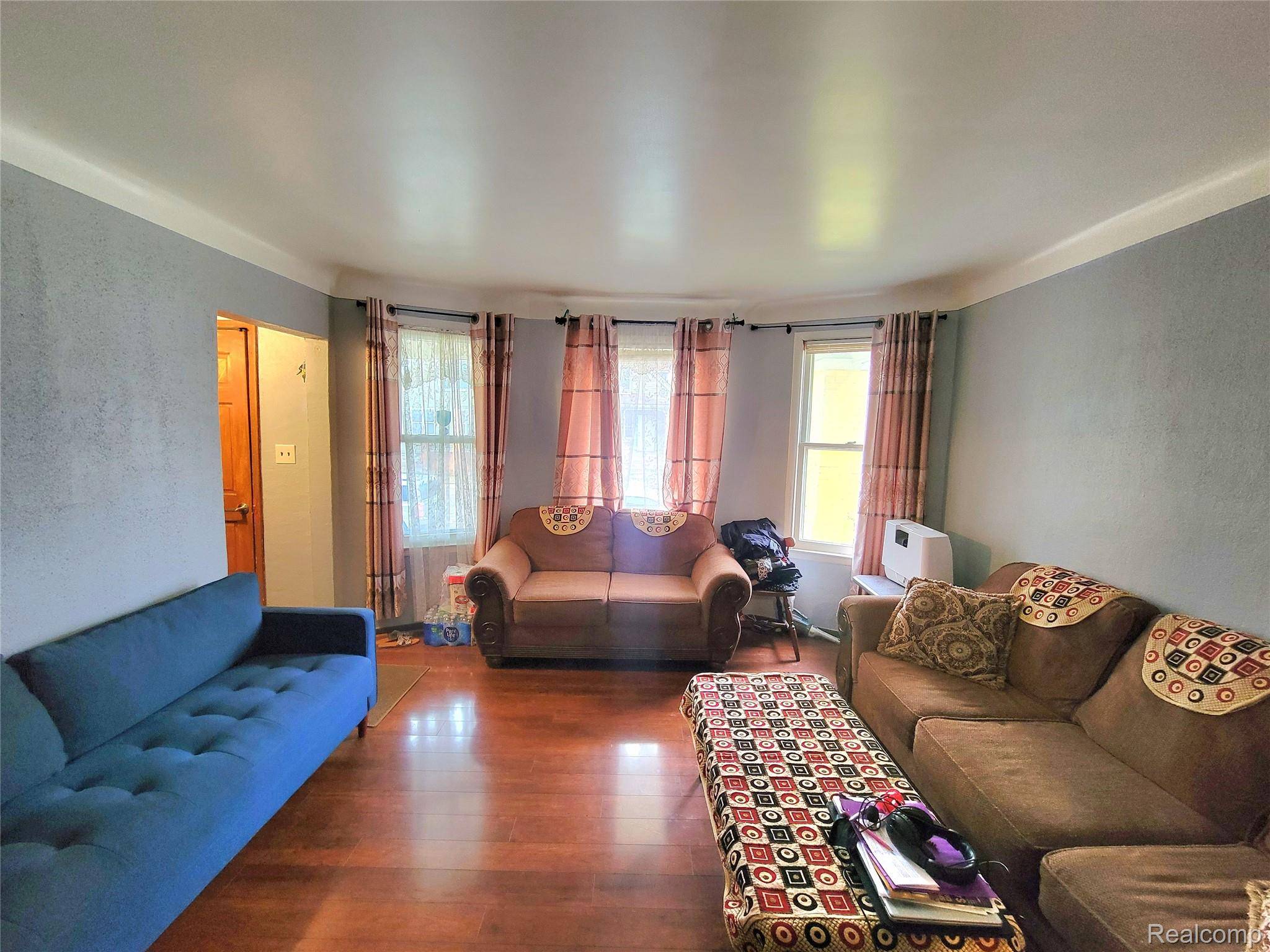 2282 Poland ST, Hamtramck, MI 48212