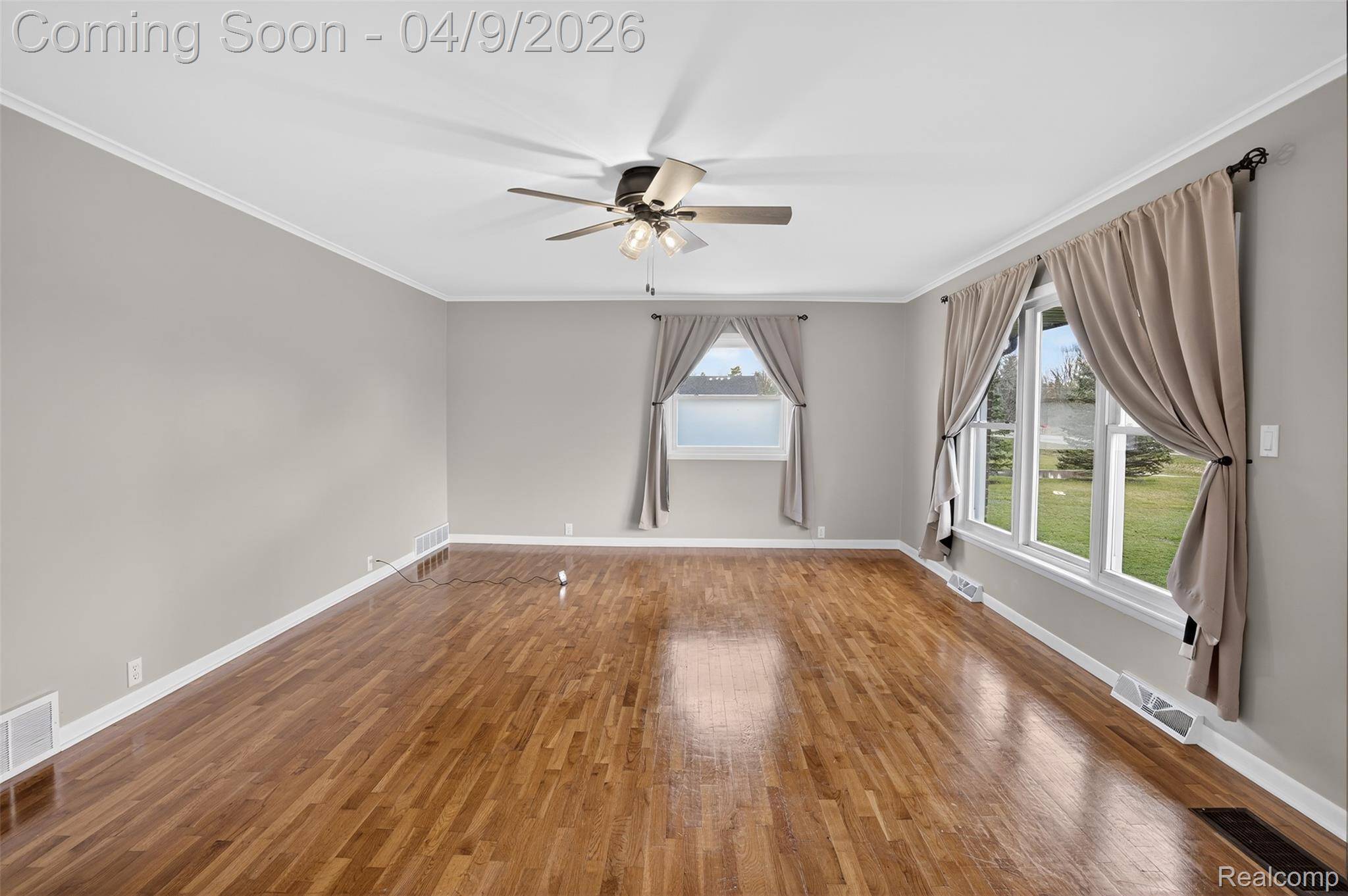 1405 Aiken RD, Caledoniachartertownship_shiawassee, MI 48867