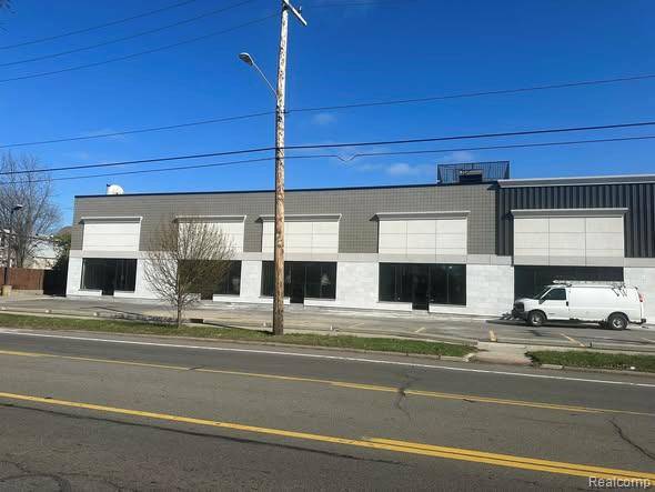 18556 Fenkell ST, Detroit, MI 48223