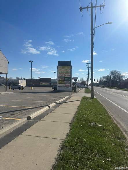 18618 Fenkell ST, Detroit, MI 48223