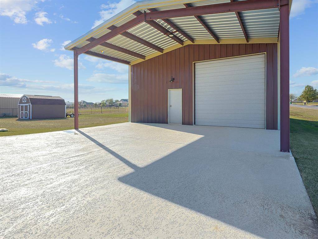 5520 Littlefield Drive, Dish, TX 76247