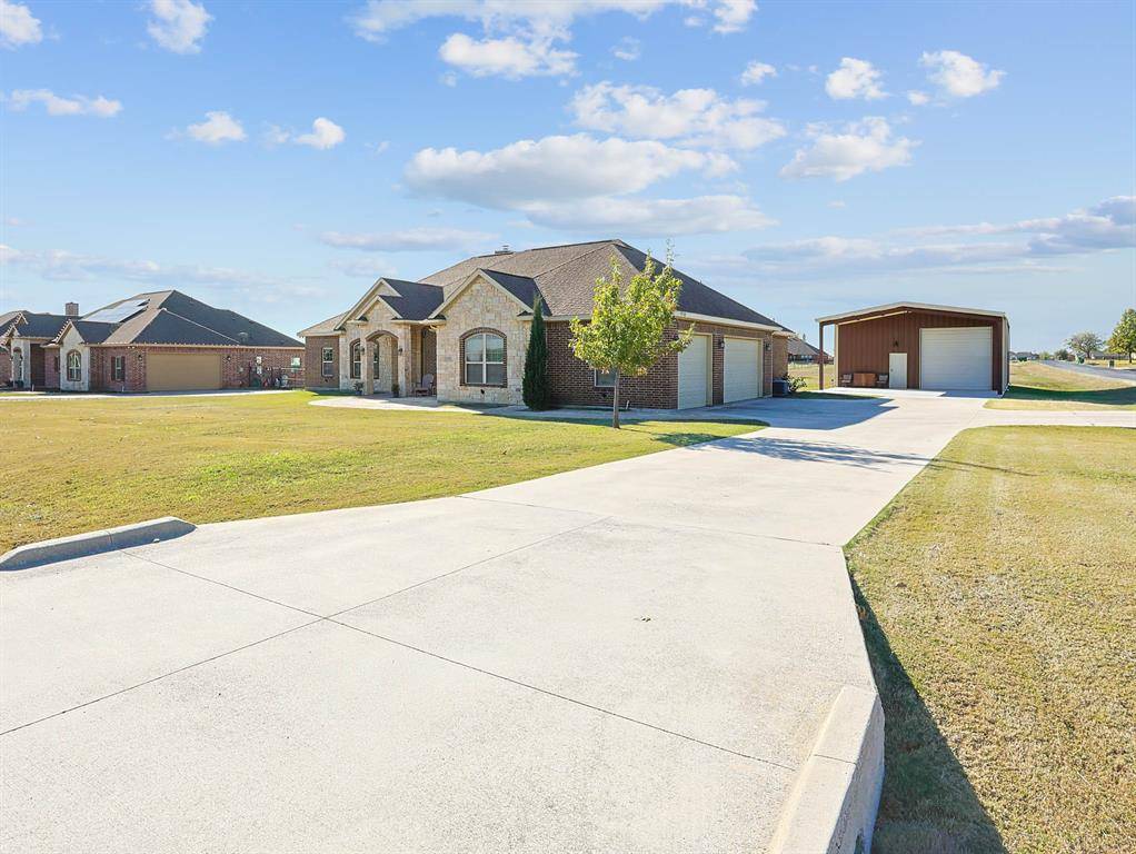 5520 Littlefield Drive, Dish, TX 76247