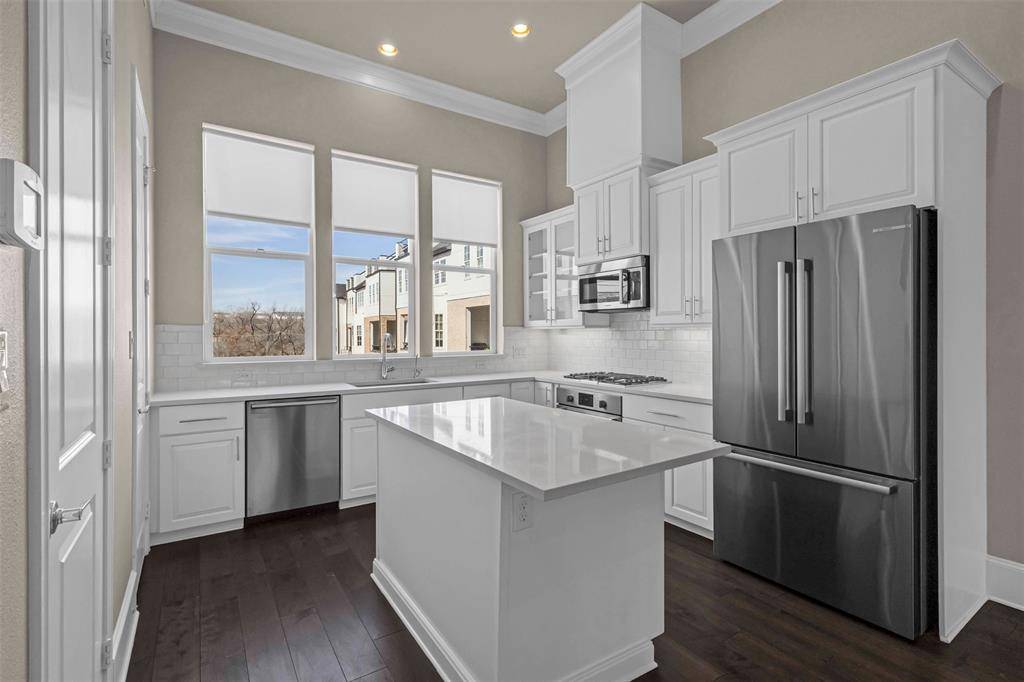 2238 Alterbrook Lane, Dallas, TX 75219