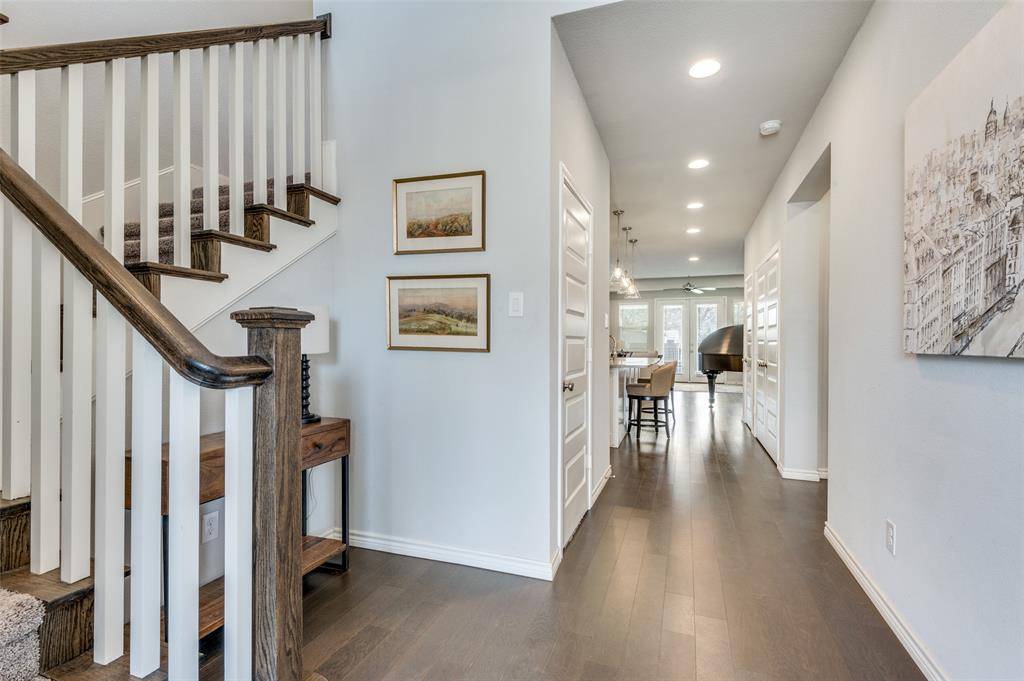 5857 Coleman Street, Westworth Village, TX 76114